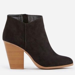 Western Wilde Block Heel Bootie